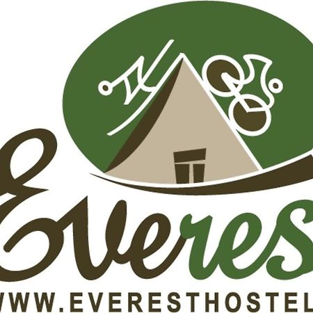 Everest Kivioli Hostel Kiviõli Exterior foto